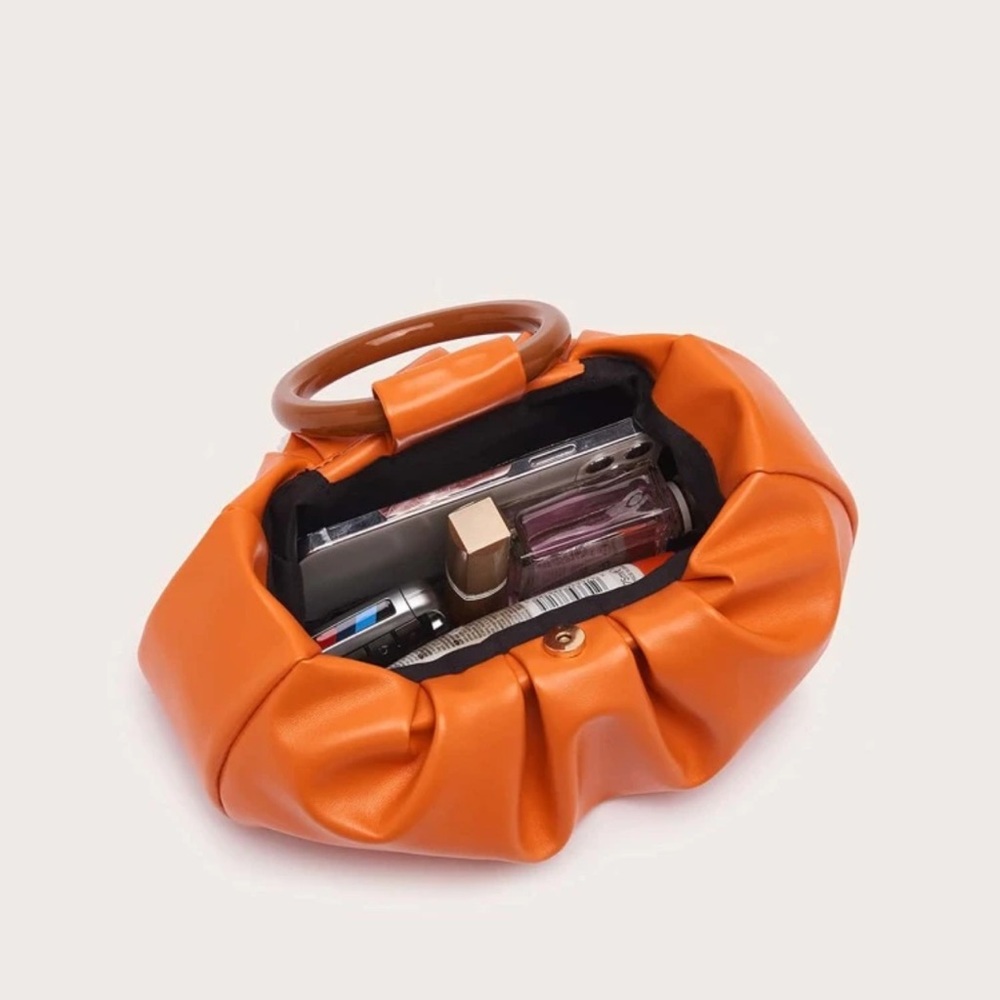 Waterproof Snap Button Ruched Bag - Picture 4 of 5